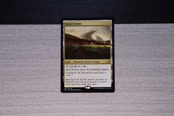 Savai Triome #253 Ikoria: Lair of Behemoths (IKO) hologram